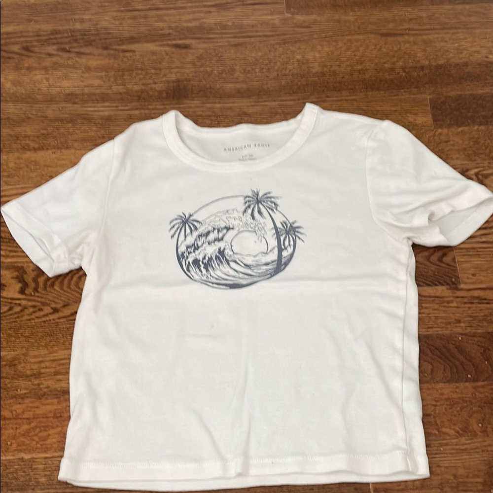 American Eagle Outfitters White Crop Top with Island Graphic